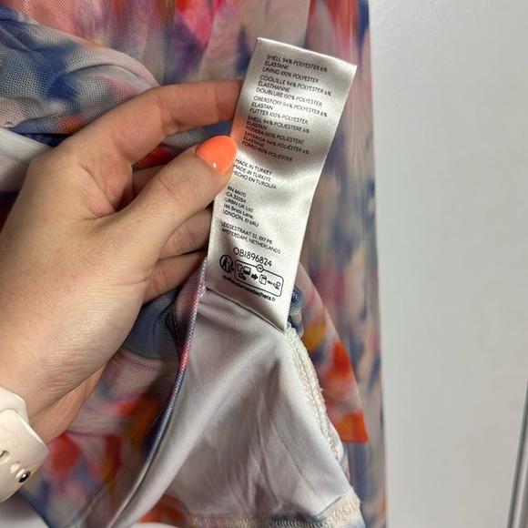 By Anthropologie Long-Sleeve Crossover Mesh Top Size Medium - Picture 6 of 9